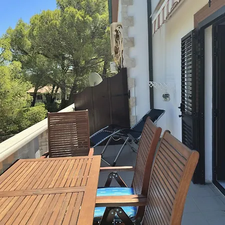 Apartman And Makaj *