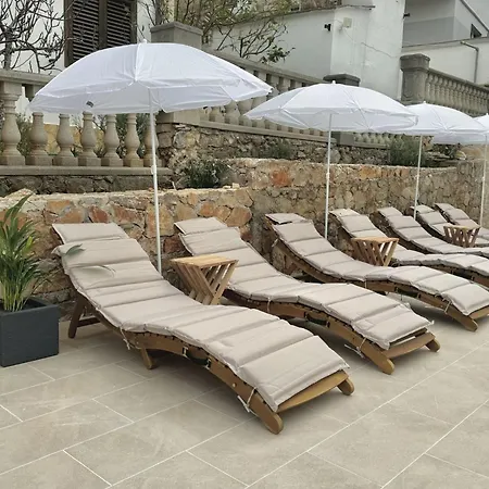 Apts&rooms Makaj - 80m From