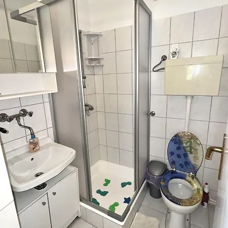 And Makaj Apartment