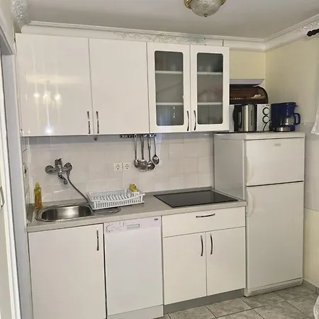 And Makaj Apartmán Basina